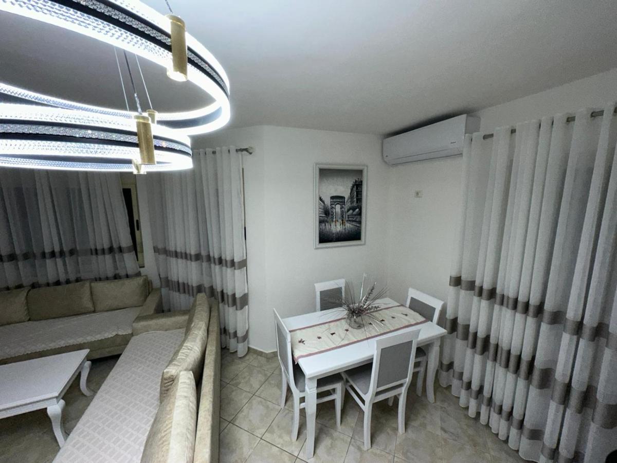 Spacious 2 Bedroom Apartment In Durres Beach Exteriér fotografie
