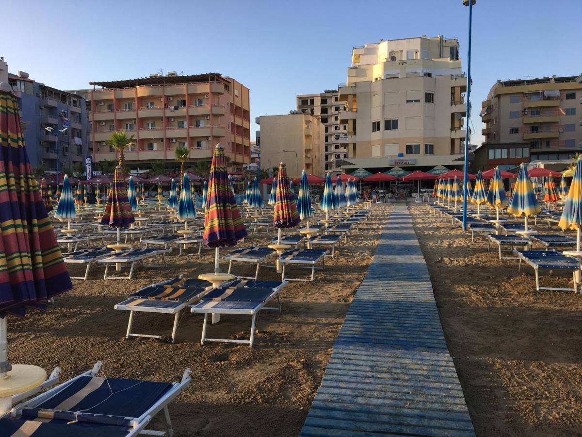Spacious 2 Bedroom Apartment In Durres Beach Exteriér fotografie