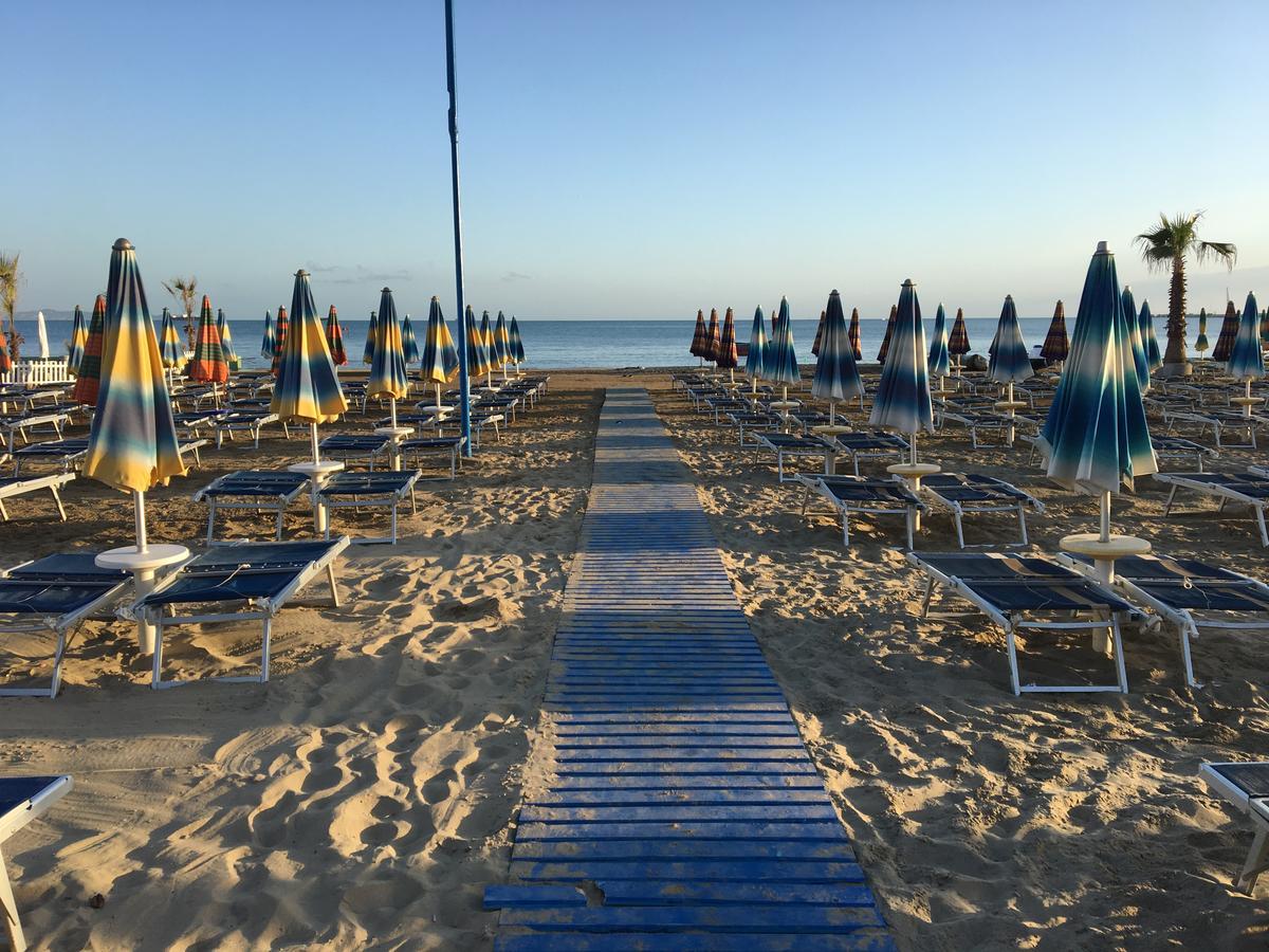 Spacious 2 Bedroom Apartment In Durres Beach Exteriér fotografie